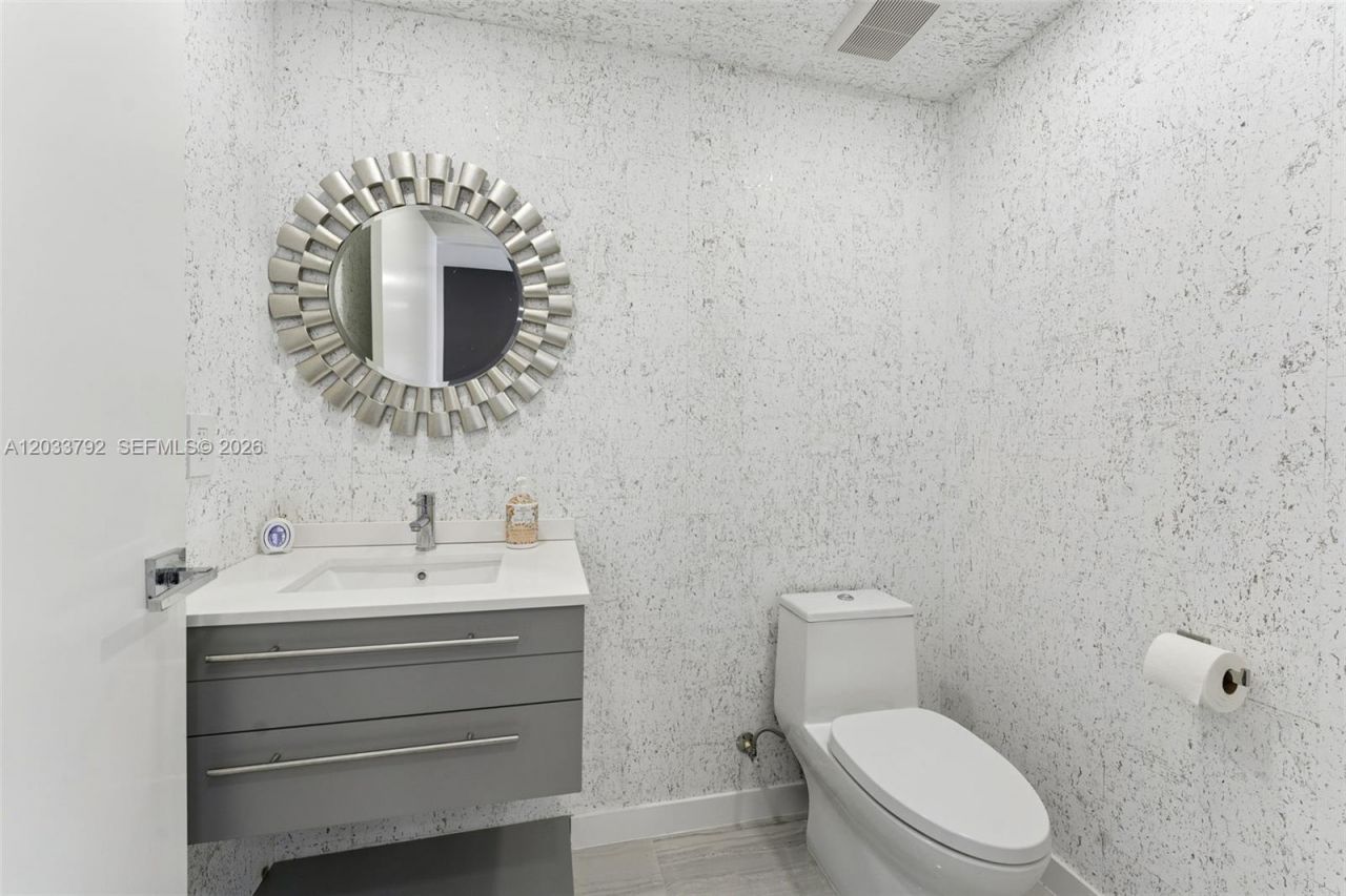 3131 NE 7th Ave, Unit 4204, Miami, FL 33137 Photo