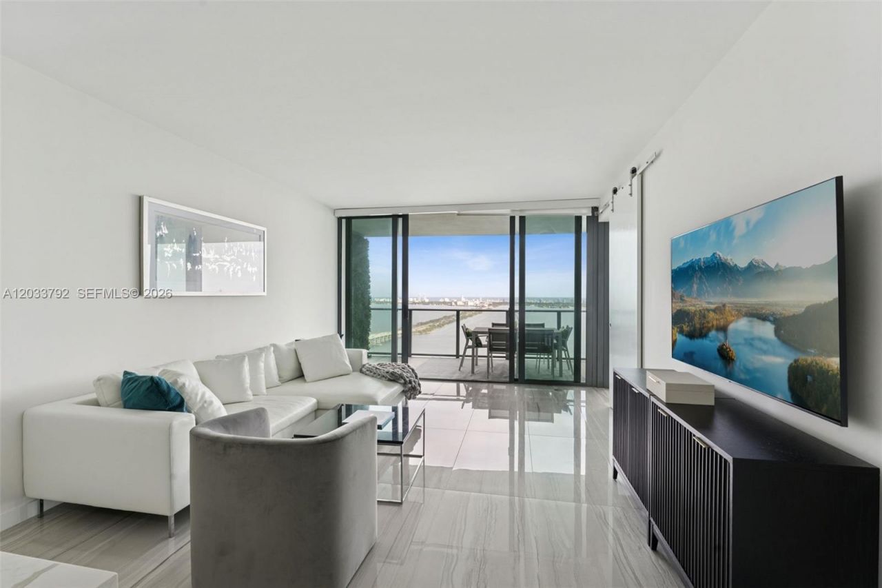 3131 NE 7th Ave, Unit 4204, Miami, FL 33137 Photo