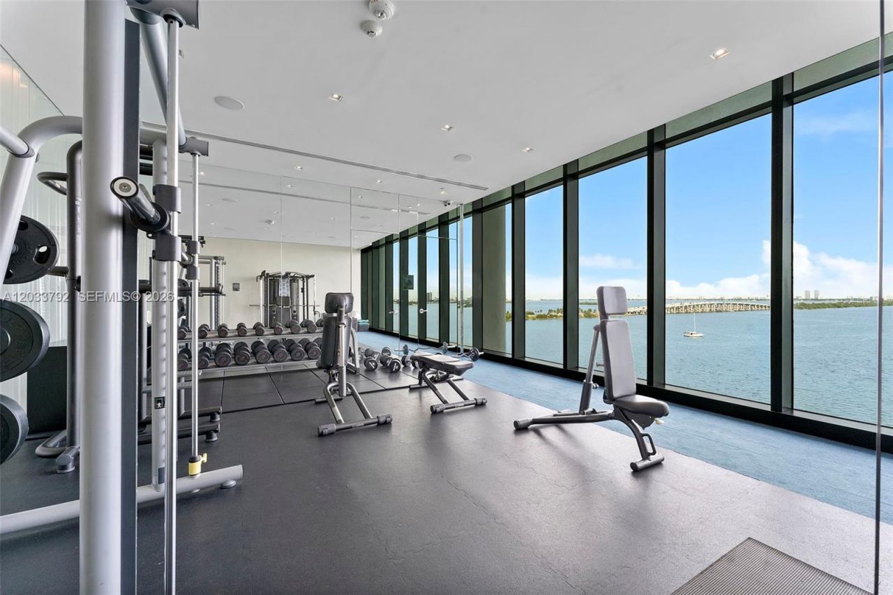 3131 NE 7th Ave, Unit 4204, Miami, FL 33137 Photo