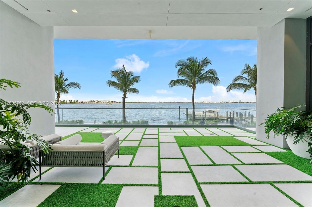 3131 NE 7th Ave, Unit 4204, Miami, FL 33137 Photo