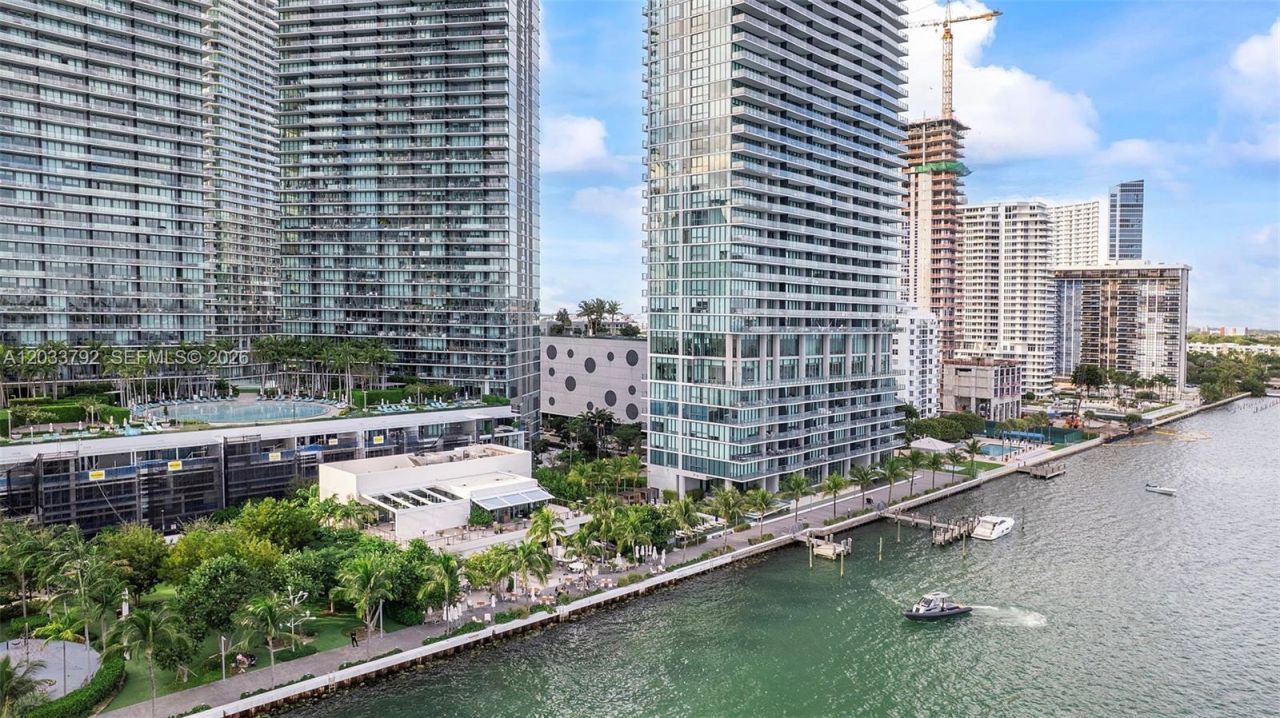 3131 NE 7th Ave, Unit 4204, Miami, FL 33137 Photo