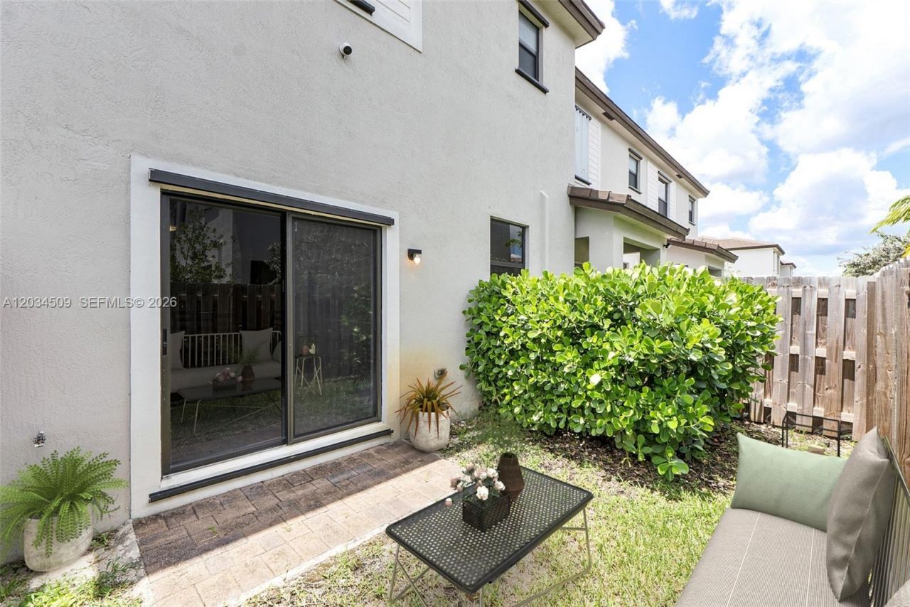 15907 SW 2nd Pl , Pembroke Pines, FL 33027 Photo