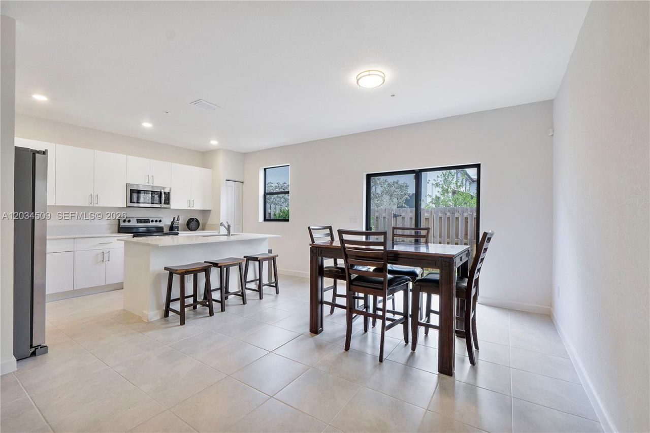 15907 SW 2nd Pl , Pembroke Pines, FL 33027 Photo