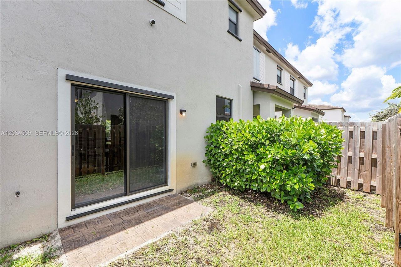 15907 SW 2nd Pl , Pembroke Pines, FL 33027 Photo