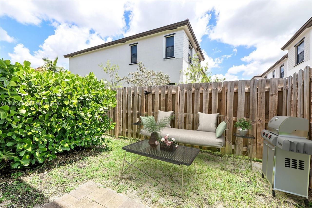 15907 SW 2nd Pl , Pembroke Pines, FL 33027 Photo