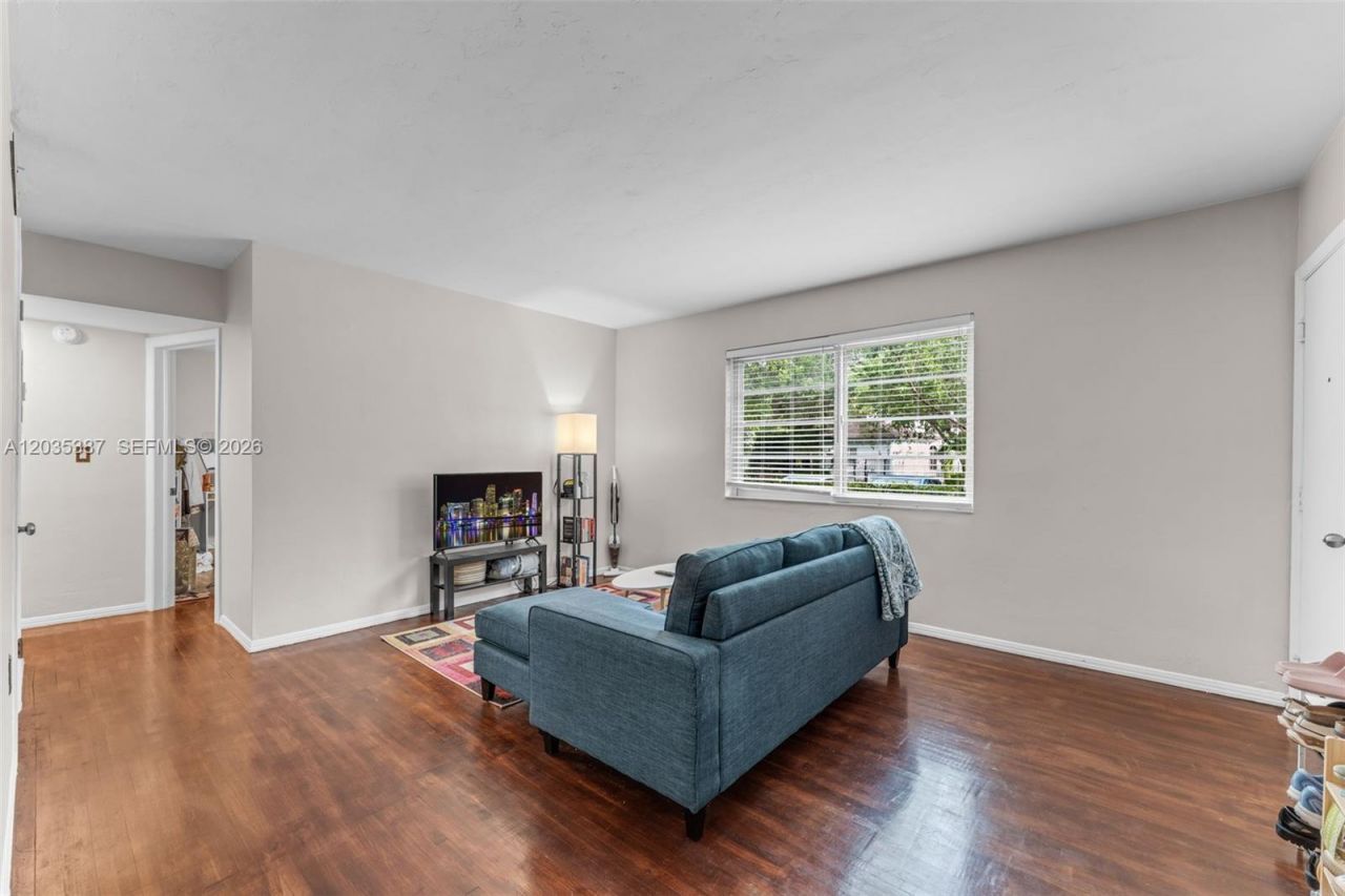5685 SW 80th St , Unit 58B, Miami, FL 33143 Photo