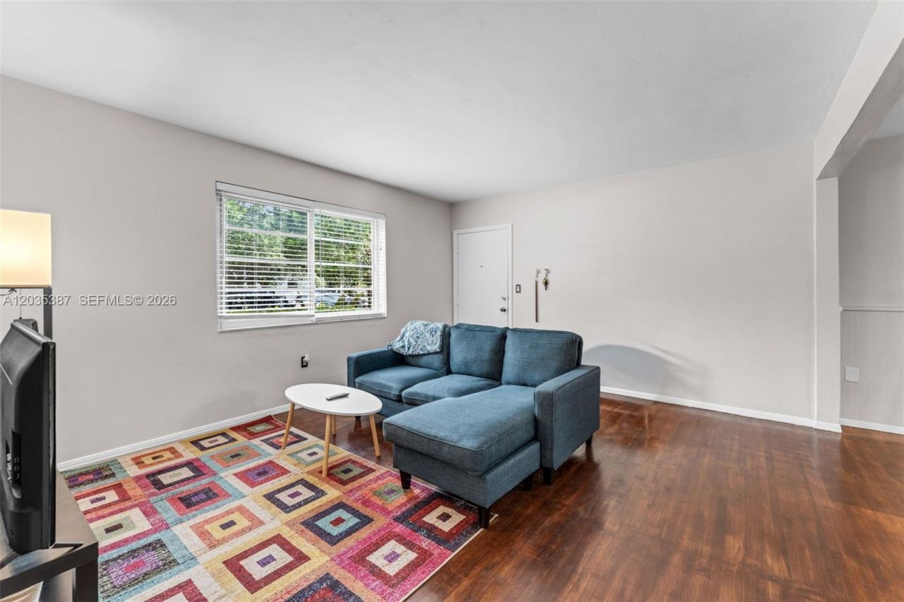 5685 SW 80th St , Unit 58B, Miami, FL 33143 Photo