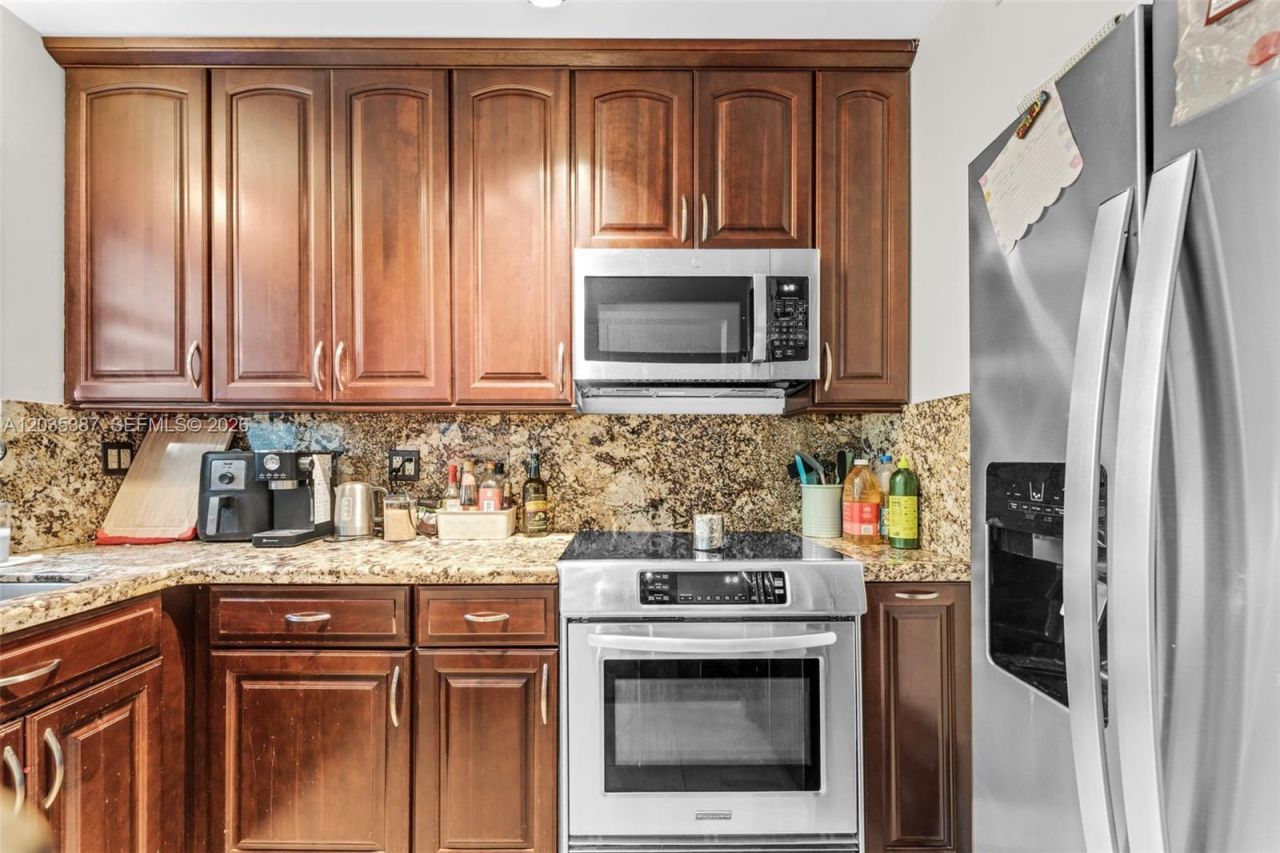 5685 SW 80th St , Unit 58B, Miami, FL 33143 Photo