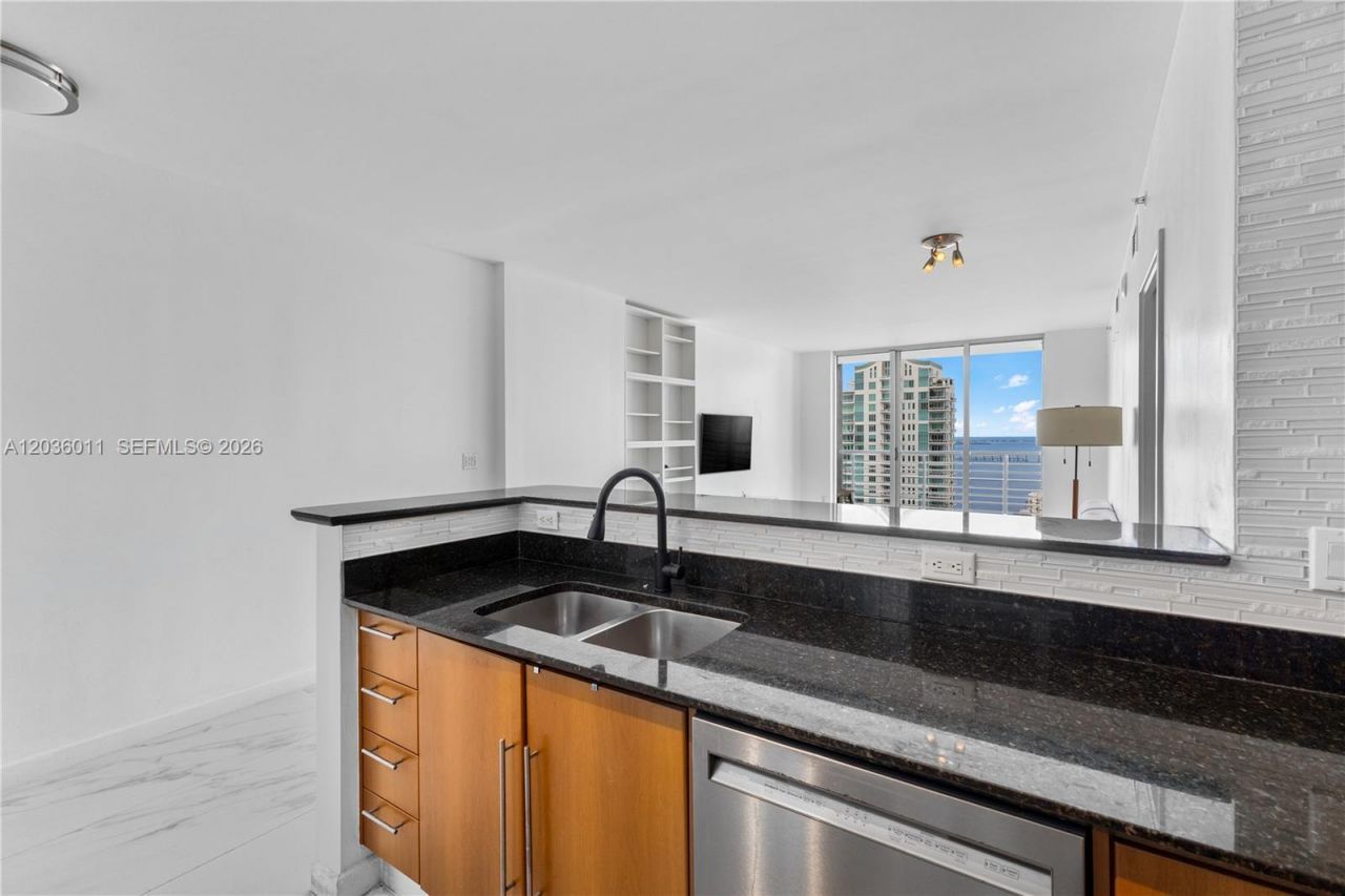 325 S Biscayne Blvd, Unit 4015, Miami, FL 33131 Photo
