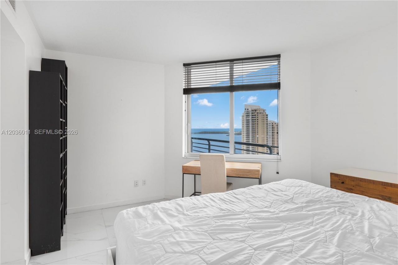 325 S Biscayne Blvd, Unit 4015, Miami, FL 33131 Photo