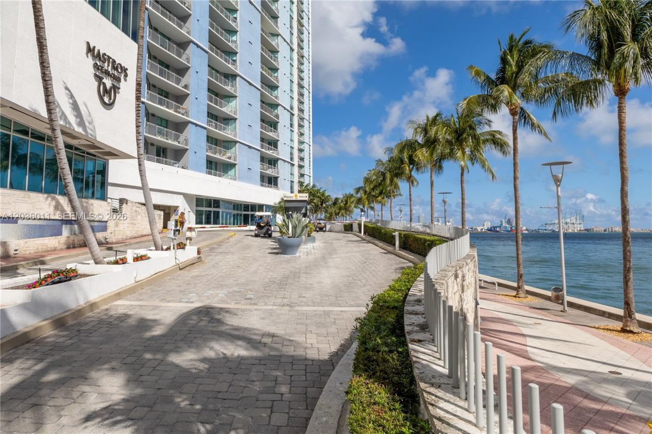325 S Biscayne Blvd, Unit 4015, Miami, FL 33131 Photo
