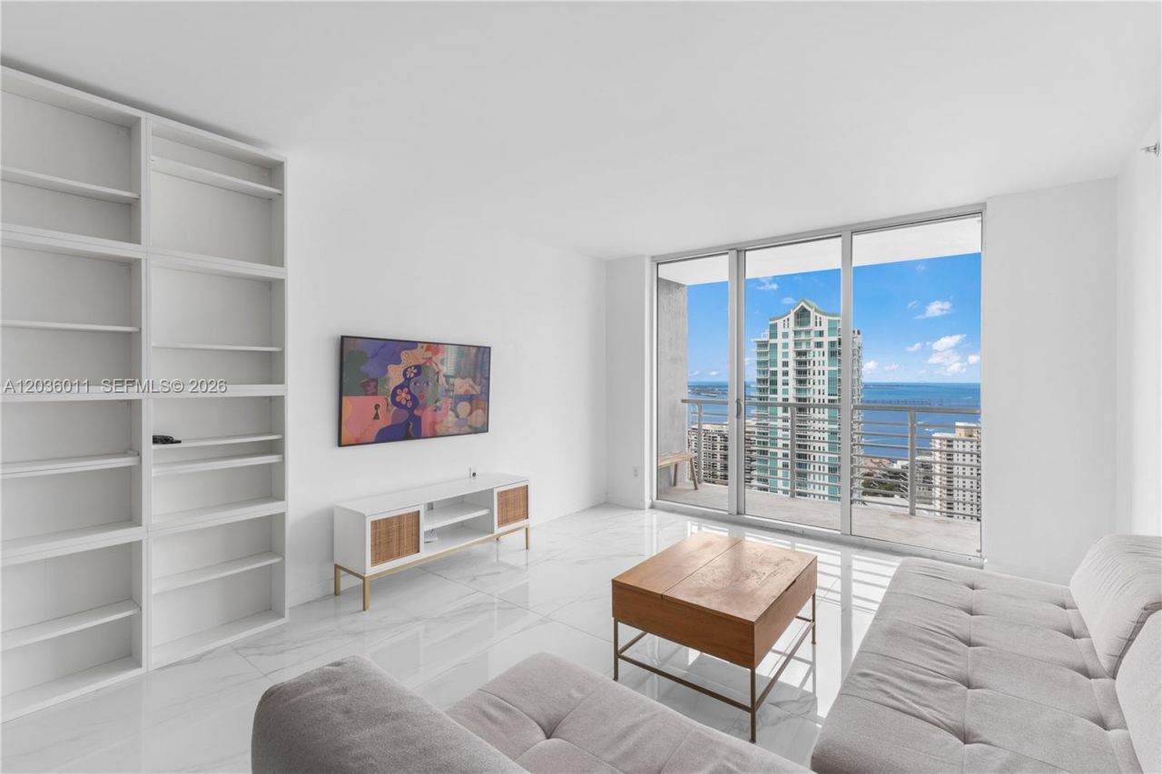 325 S Biscayne Blvd, Unit 4015, Miami, FL 33131 Photo