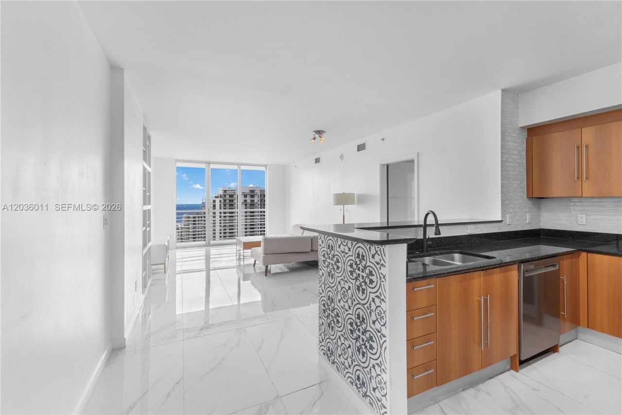 325 S Biscayne Blvd, Unit 4015, Miami, FL 33131 Photo