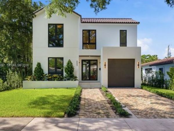 2915 Segovia St , Coral Gables, FL 33134