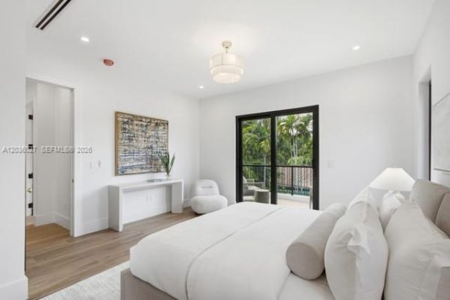 555 Catalonia Ave, Coral Gables, FL 33134 Photo