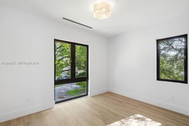 555 Catalonia Ave, Coral Gables, FL 33134 Photo