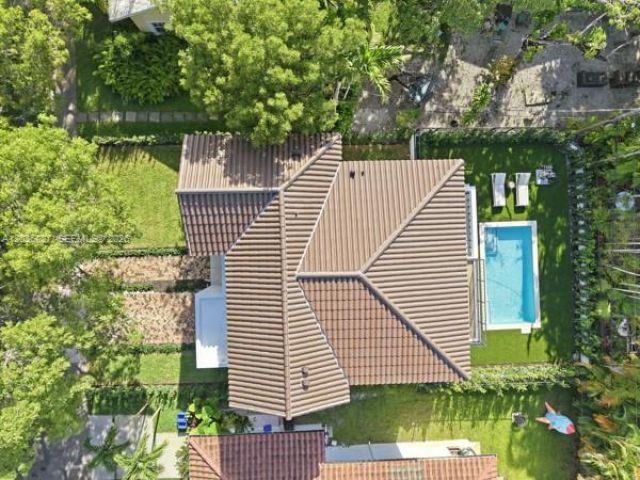 555 Catalonia Ave, Coral Gables, FL 33134 Photo
