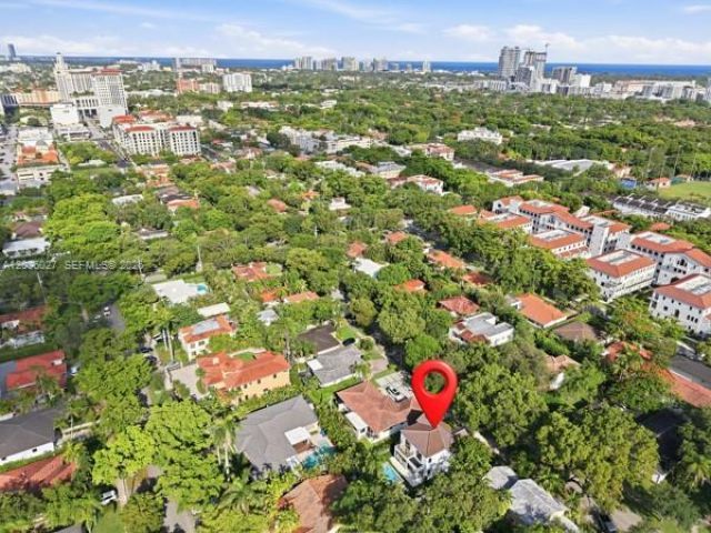 555 Catalonia Ave, Coral Gables, FL 33134 Photo