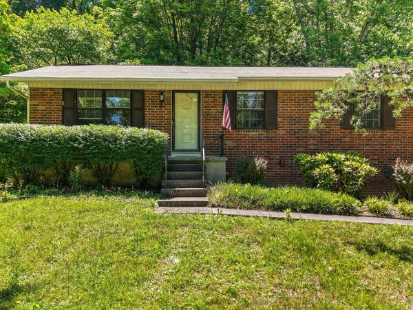 4304 Woodvale Drive, Knoxville, TN 37918