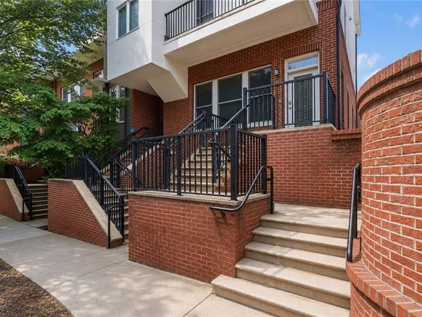 745 Fountainhead Lane NE, Unit 111, Atlanta, GA 30324