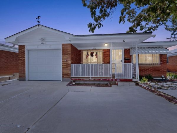 1040 Kentucky Street SE, Albuquerque, NM 87108