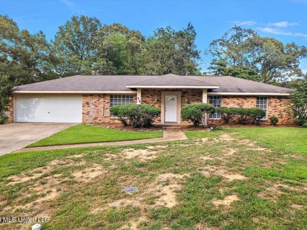 30 Fox Glen Cove, Brandon, MS 39042