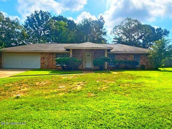 30 Fox Glen Cove, Brandon, MS 39042