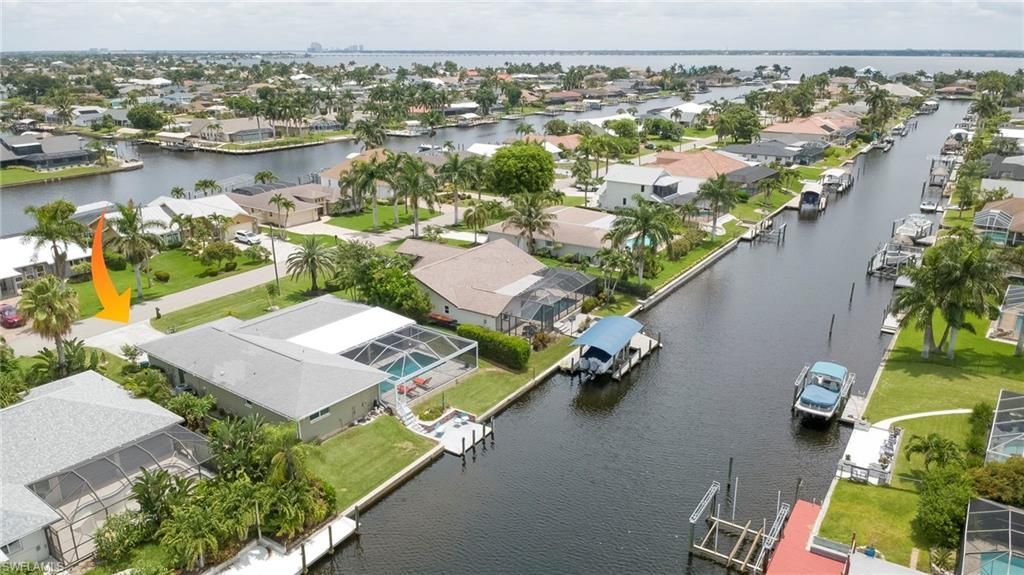 1820 SE 36th Ter, Cape Coral, FL 33904 Photo