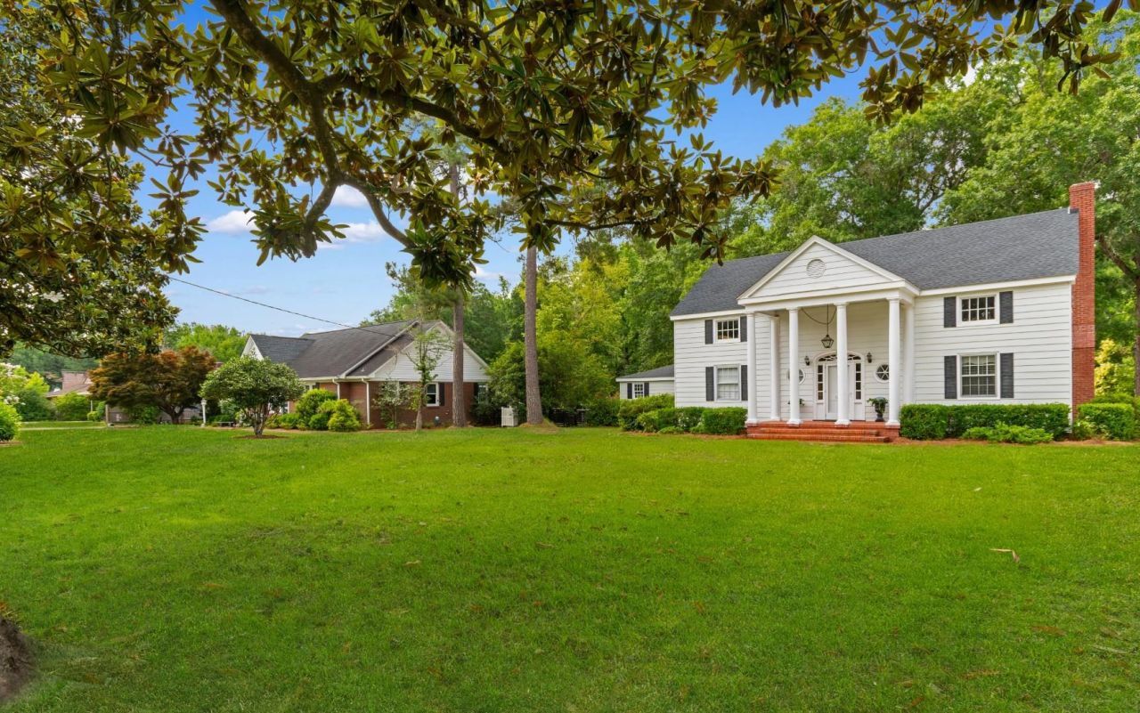 5632 Main St.  Photo 32