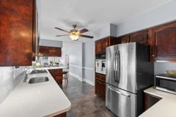 5632 Main St.  photo 4