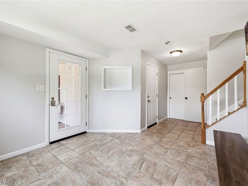 3031 Silverview Drive, Silver Lake, OH 44224 Photo 6