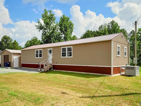 325 Old Six Mile Road, Somerville, AL 35670