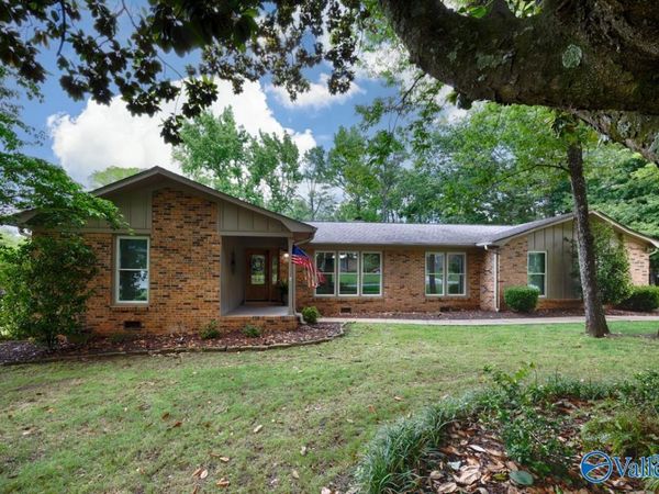 1413 Wind River Drive SE, Huntsville, AL 35802