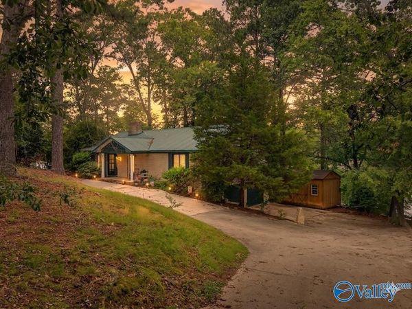 1416 Leota Lake Drive N, Southside, AL 35907