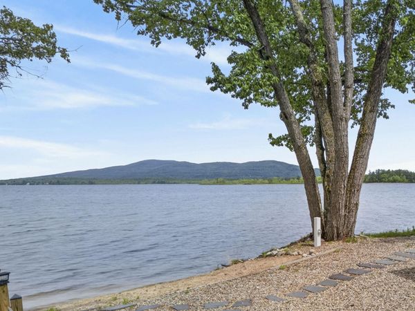 44 Ossipee Lake Drive, Ossipee, NH 03814