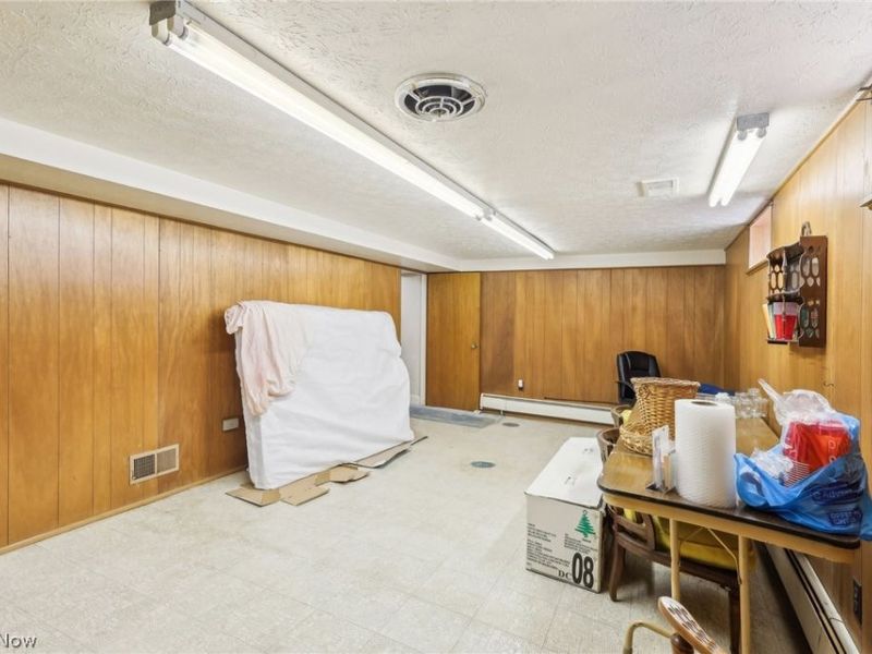 13630 Cedar Road, Unit Lower, University Heights, OH 44118 Photo 14