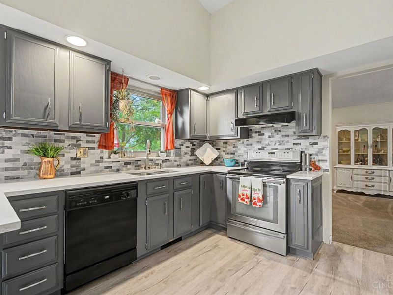 1815 NW Washington Boulevard, Hamilton, OH 45013 Photo 6