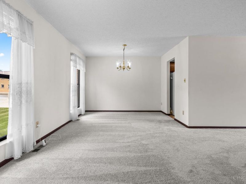 3313 North Bend Road, Unit F, Green Township, OH 45239 Photo 10