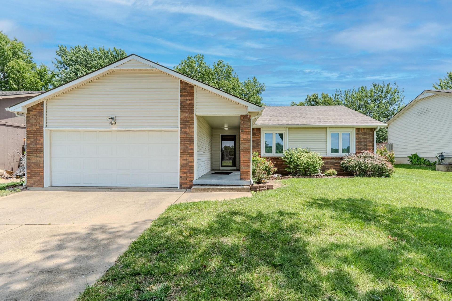 1838 N Keith, Wichita, KS 67212 Main Photo