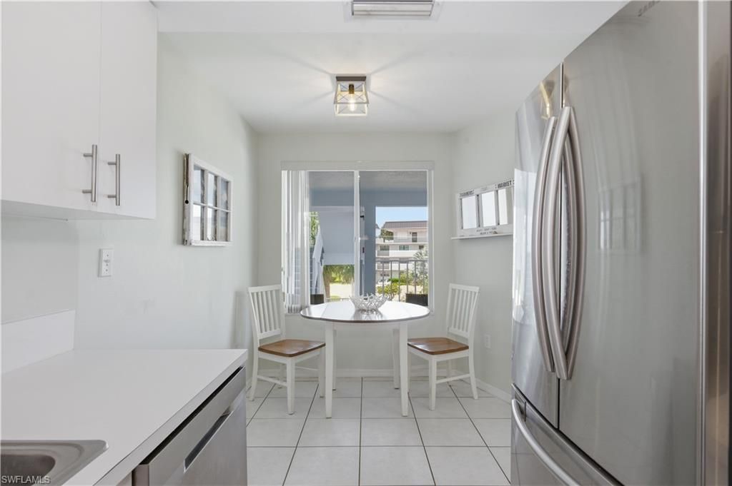 919 Huron Ct, Unit 301, Marco Island, FL 34145 Photo