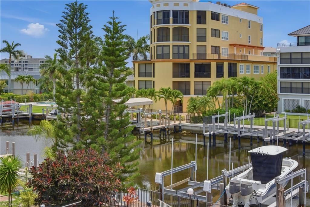 919 Huron Ct, Unit 301, Marco Island, FL 34145 Photo