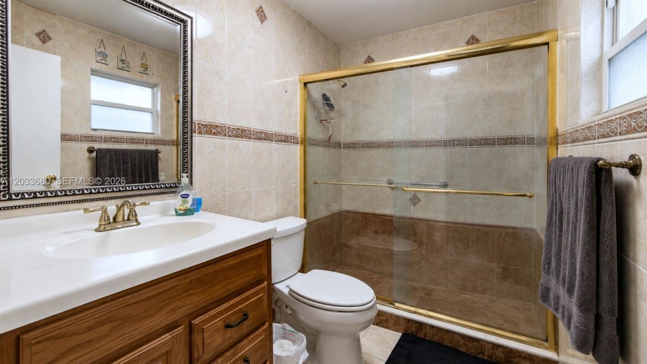 5227 W 24th Way, Unit 2-A, Hialeah, FL 33016 Photo