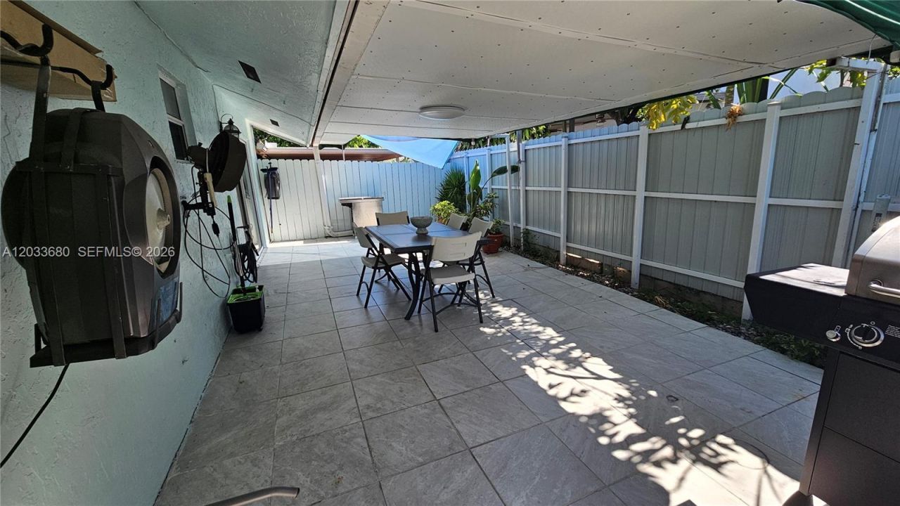 5227 W 24th Way, Unit 2-A, Hialeah, FL 33016 Photo