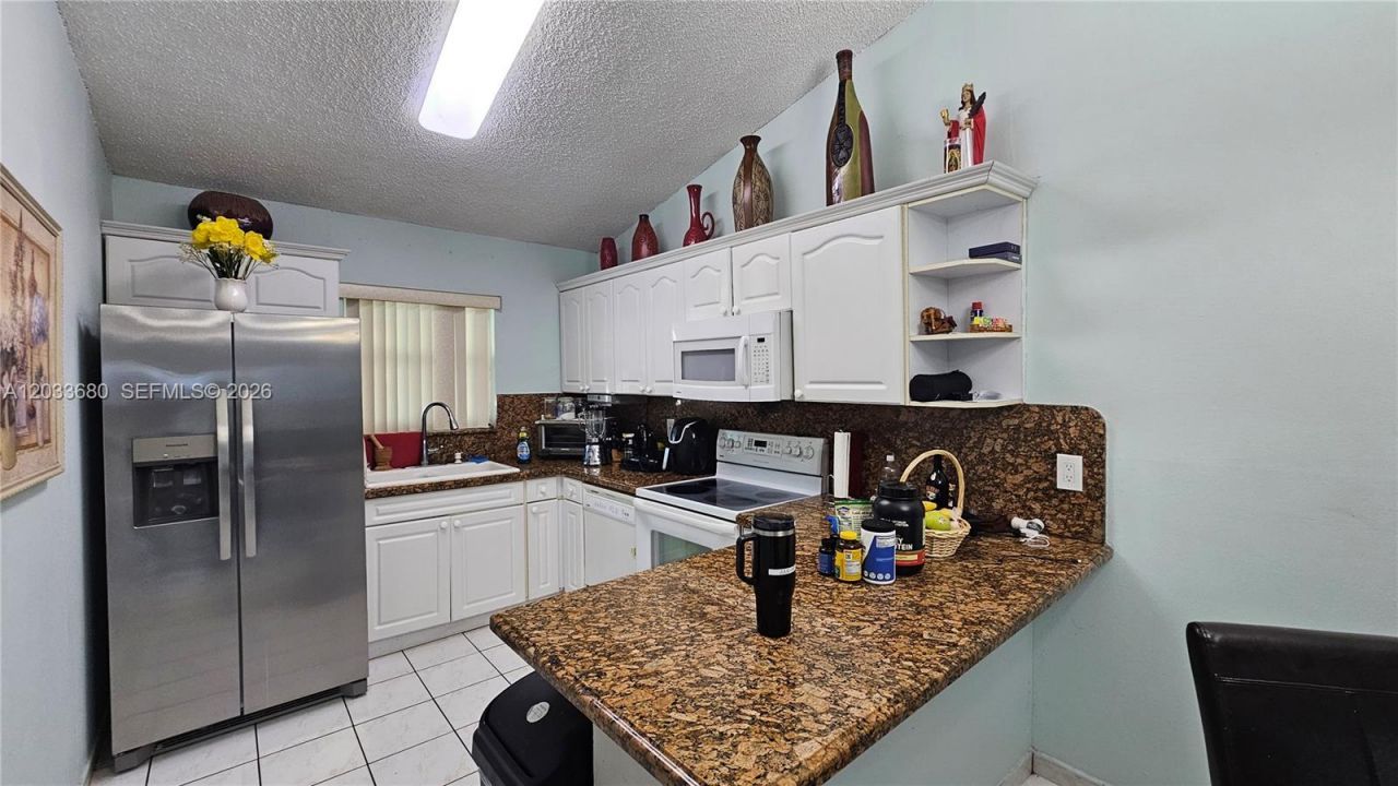 5227 W 24th Way, Unit 2-A, Hialeah, FL 33016 Photo