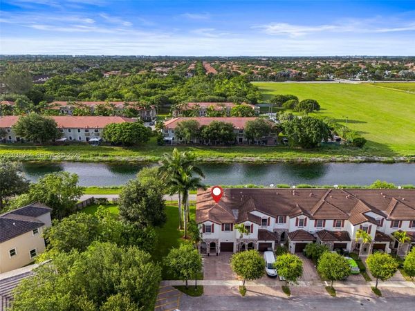 3701 NE 4th St , Homestead, FL 33033