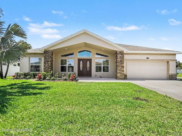 110 Via Catalano Court NE, Palm Bay, FL 32907