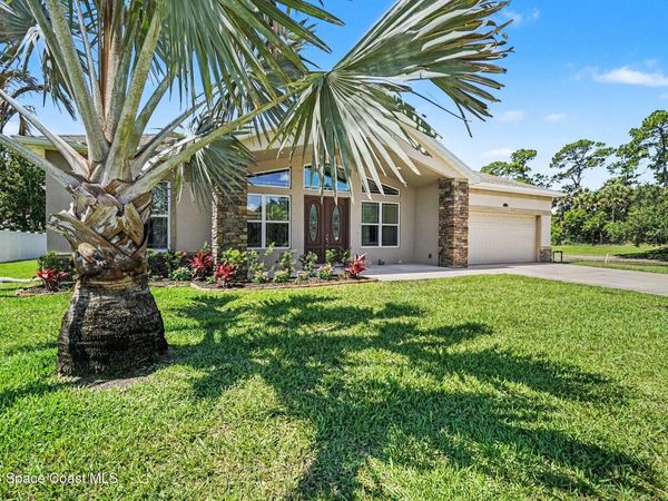 110 Via Catalano Court NE , Palm Bay, FL 32907