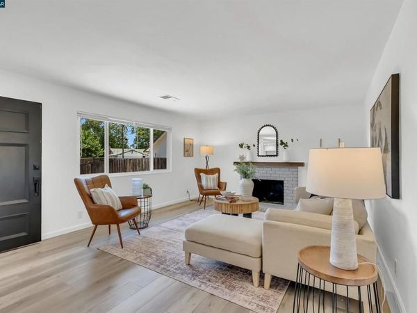 3573 Falcon Drive , Concord, CA 94520