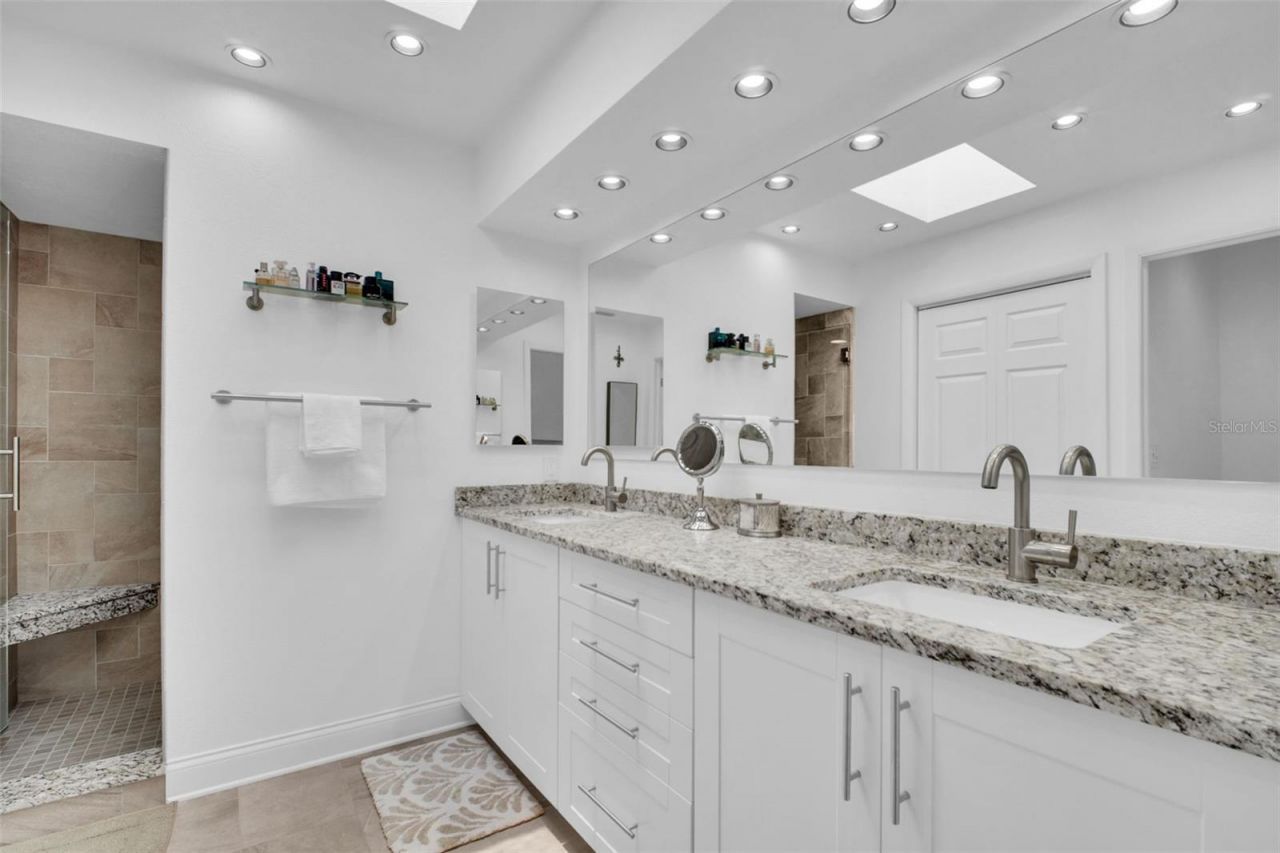14893 Feather Cove Road , Clearwater, FL 33762 Photo
