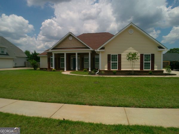 318 Lovorn Circle, Warner Robins, GA 31088